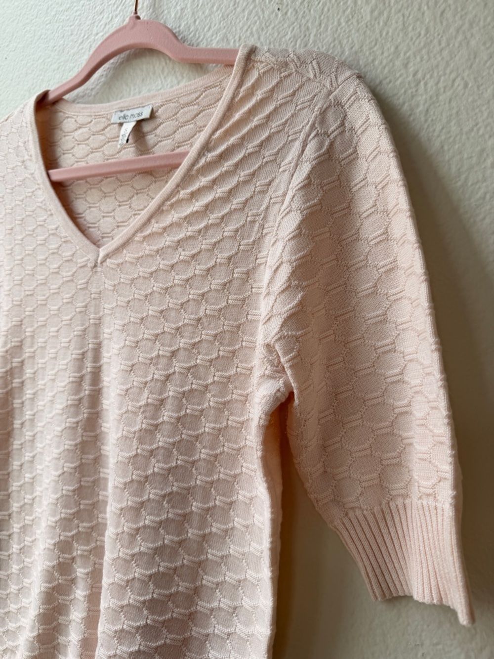 Ella Moss Cream Textured Knit V-Neck Sweater Small Soft Cozy Minimalist Layering - Picture 5 of 10